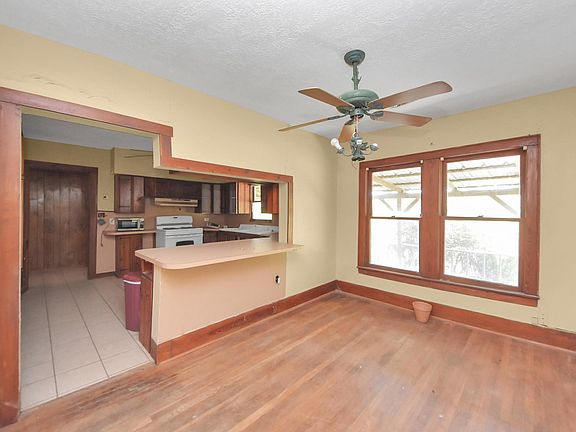 5th image of 1007 Sundown Meadows St