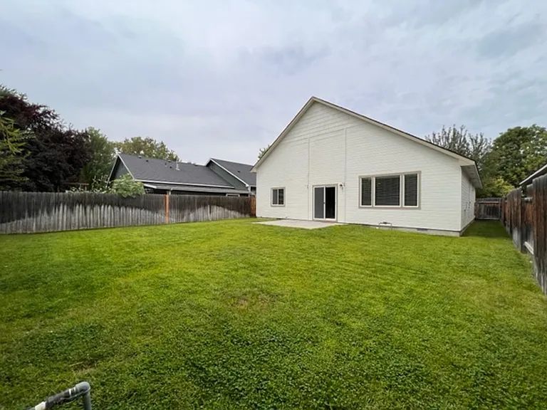 9024 W Dalton Pl — Photo 28