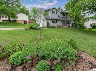 103 Park Ave S, Park View, IA 52748