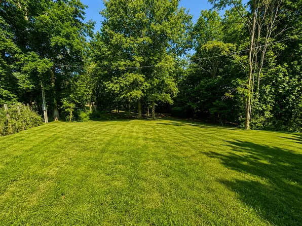5840 Randolph Good Luck Rd, Summer Shade, KY 42166
