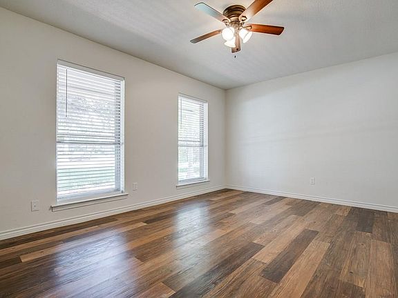 4th image of 5322 Pensacola Dr