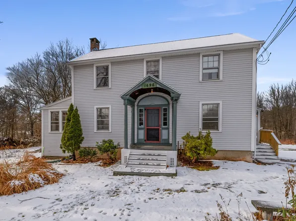 1696 King Street, Enfield, CT 06082