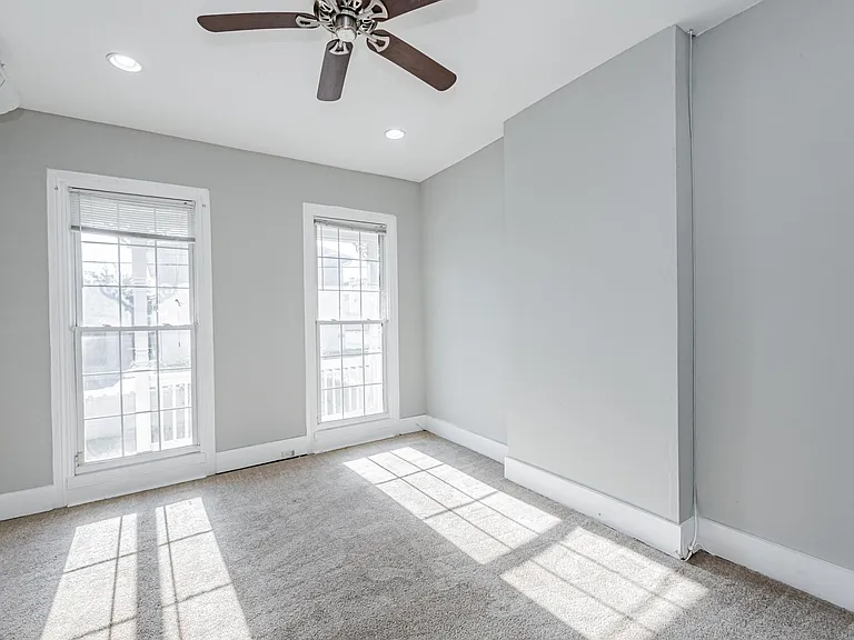 2822 Q St — Photo 12