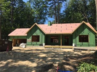 52 Amesbury Rd, Hopkinton, NH 03229