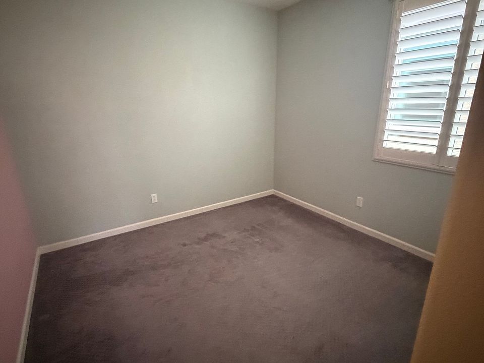 2nd image of 14 Palma Harbour Pl