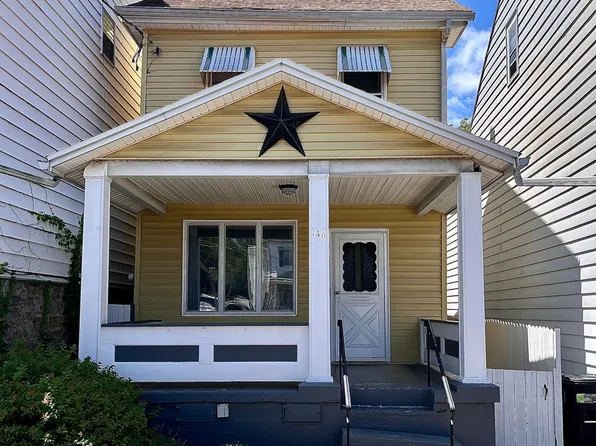 140 S Spruce St, Mount Carmel, PA 17851