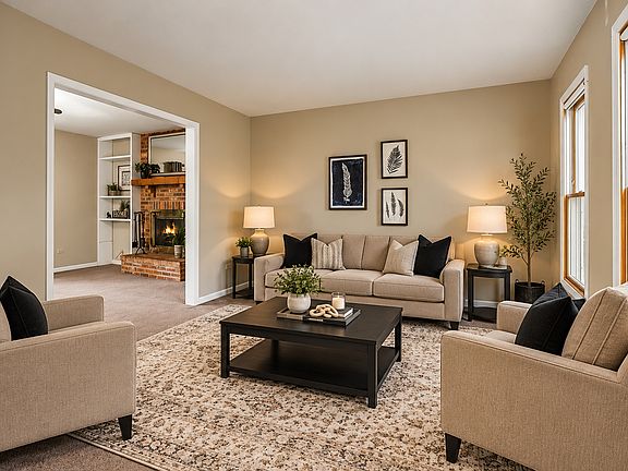 4th image of 5481 Parkside Ct