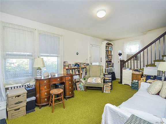 2nd image of 141 Saint Andrews Ln