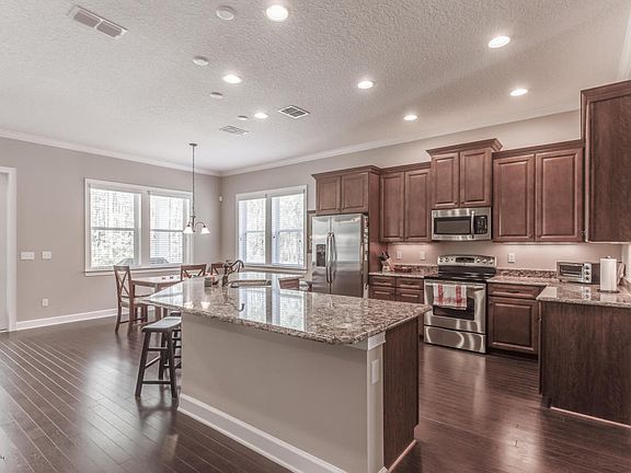 2nd image of 116 Cantley Way