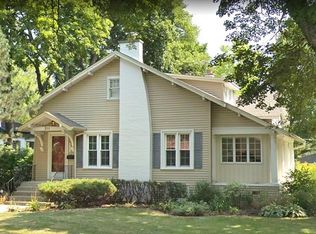 311 N Prospect Ave, Park Ridge, IL 60068