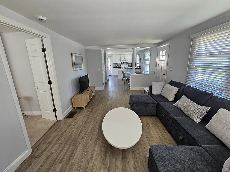 6 E Burdick St — Photo 10