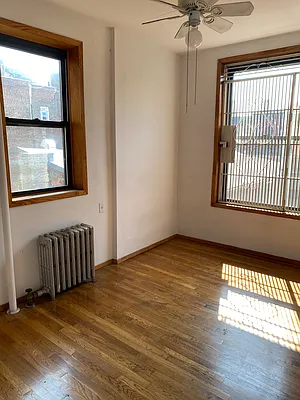 Rented by Warren T Real Estate Corp. | media 29