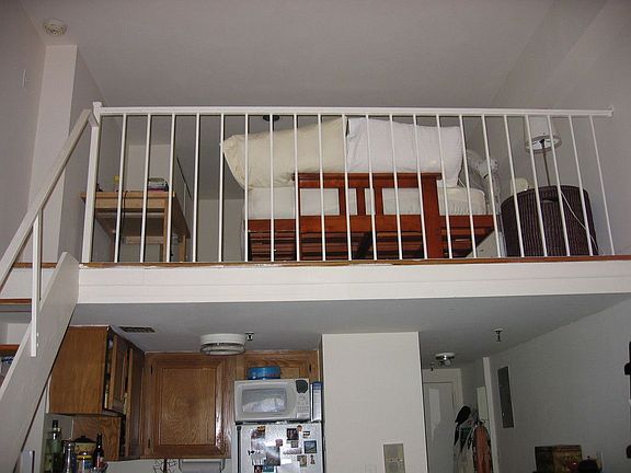 2nd image of 790 Amsterdam Ave APT 4B