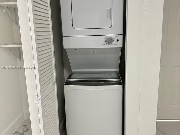 3rd image of 90 NE 36th Ct #88