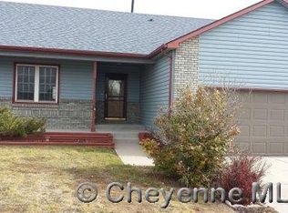 2824 Thomas Rd, Cheyenne, WY 82009