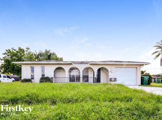 2290 Beacon Dr, Port Charlotte, FL 33952