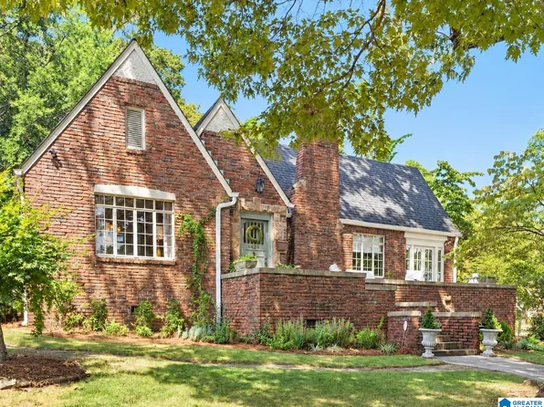 1424 Ardsley Pl, Birmingham, AL 35209