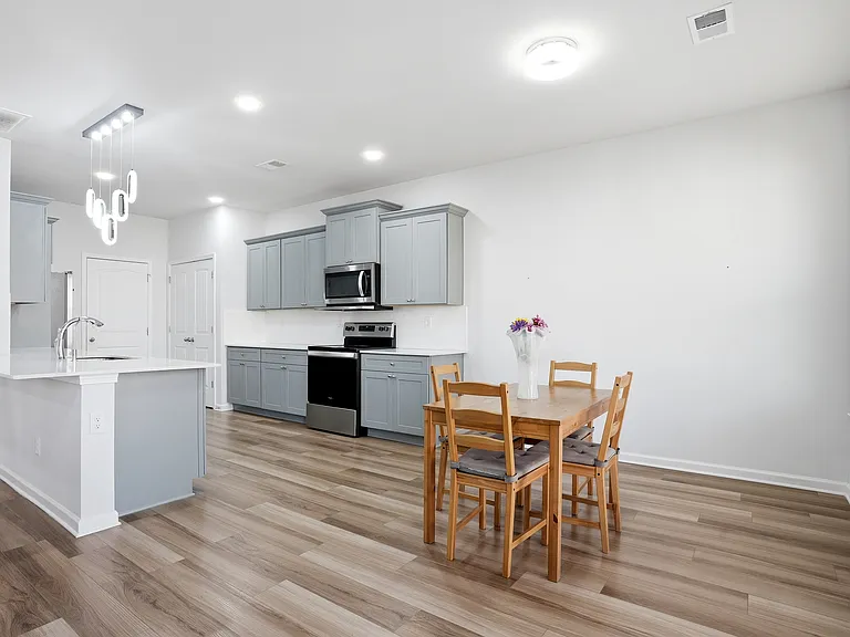 2934 Amabile Rd — Photo 13