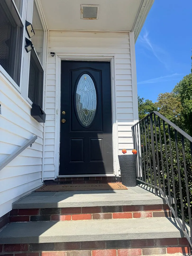 83 Lovett Street — Photo 1