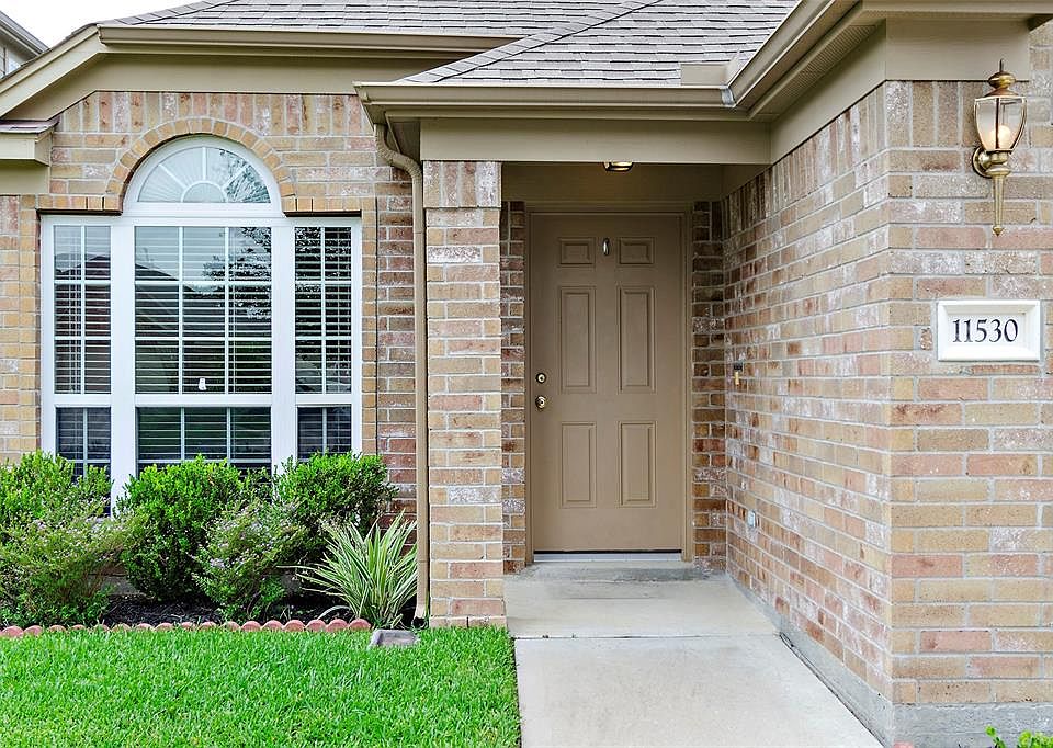 1st image of 11530 Dahlia Dale Dr