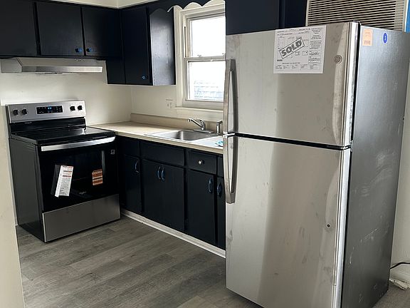 3rd image of 374 Fort Worth Ave APT 4