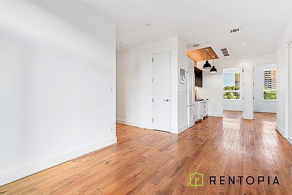1st image of 73 Montrose Ave #3A