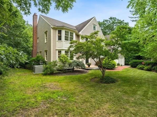 95 Little Herring Pond Rd, Plymouth, MA 02360