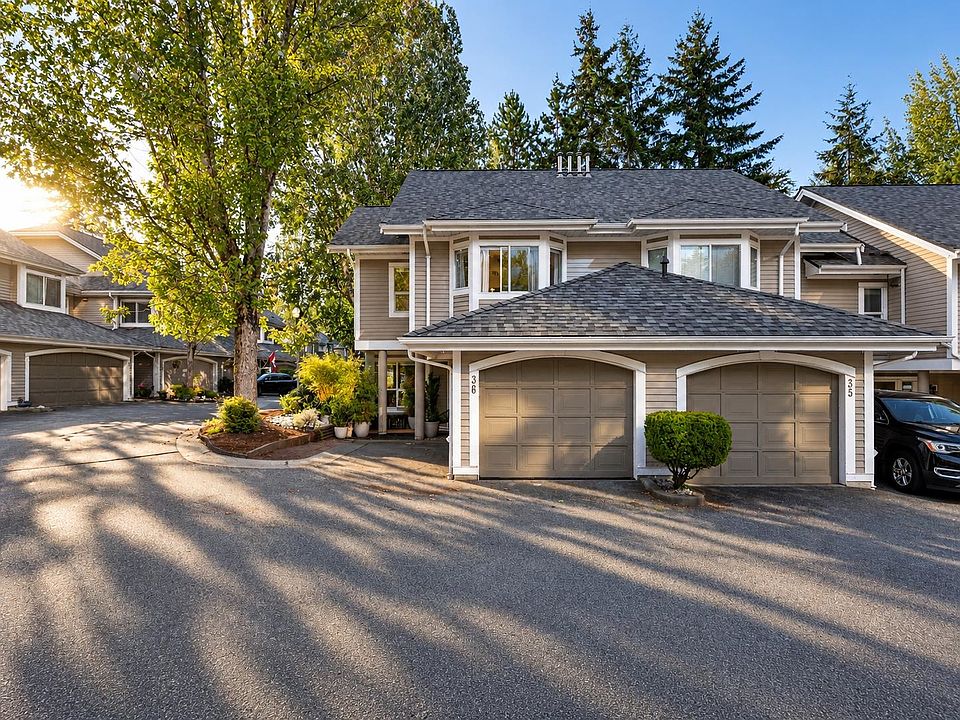1st image of 650 Roche Point Dr #36