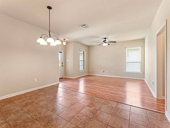5th image of 11394 Ashwood Ct