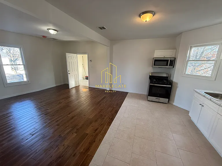 826 S 15th St #33R — Photo 2