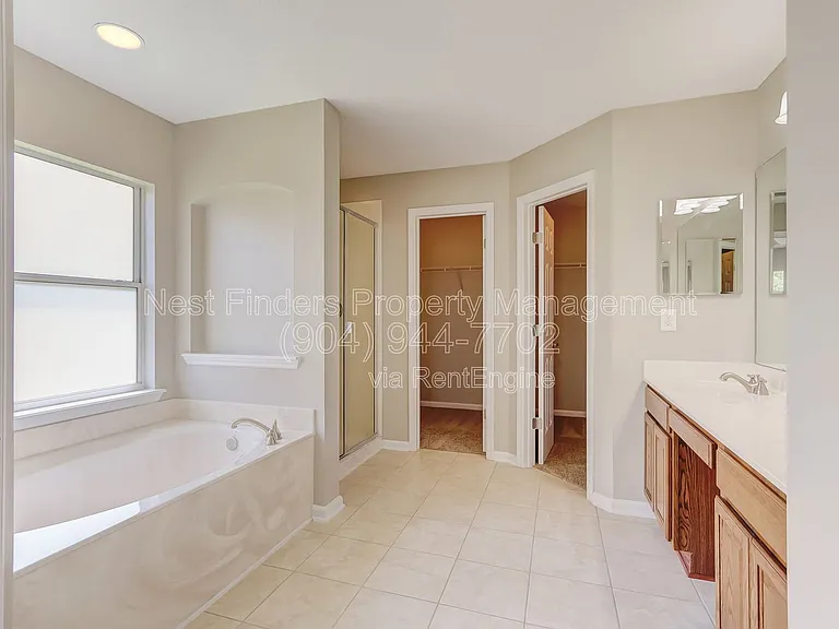 2436 Bonnie Lakes Dr — Photo 38