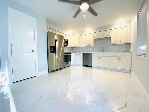 4th image of 654 103rd Ave N #654