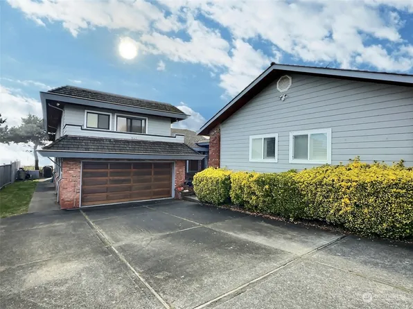 1645 Edwards Drive, Point Roberts, WA 98281