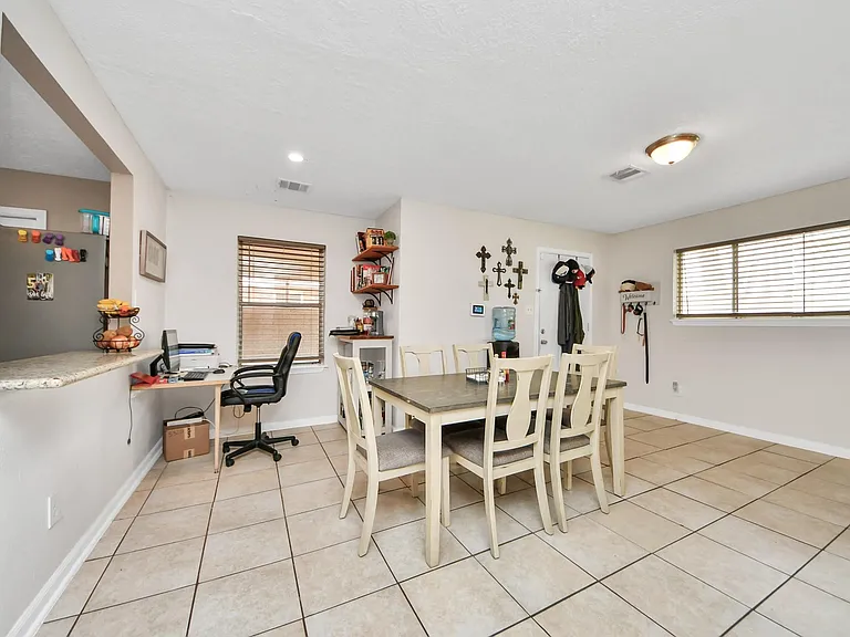 2806 Oak Dr — Photo 14