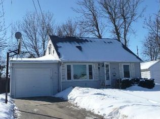 339 22nd St SW, Cedar Rapids, IA 52404