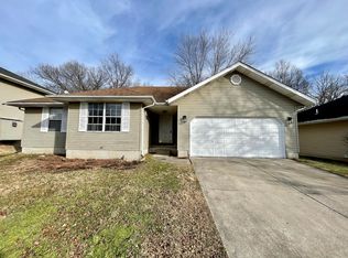 5490 S Sycamore Ave, Springfield, MO 65810