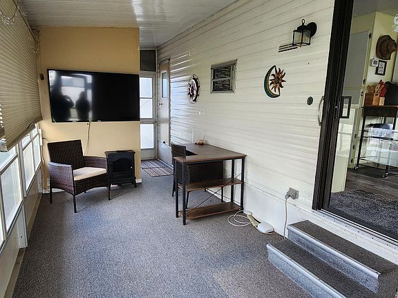2nd image of 7820 Wire Rd #127