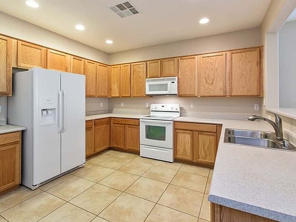 4th image of 7264 W Saint Catherine Ave