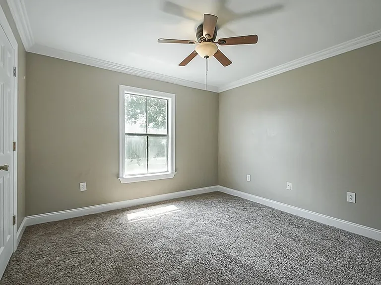 13080 Burgess Ave #8 — Photo 13