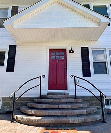 5th image of 226 Spruce St