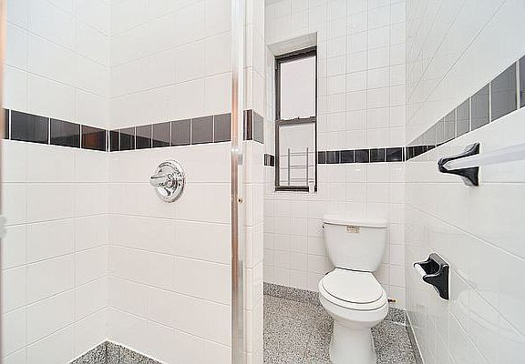 4th image of 1530 St Nicholas Ave APT 44