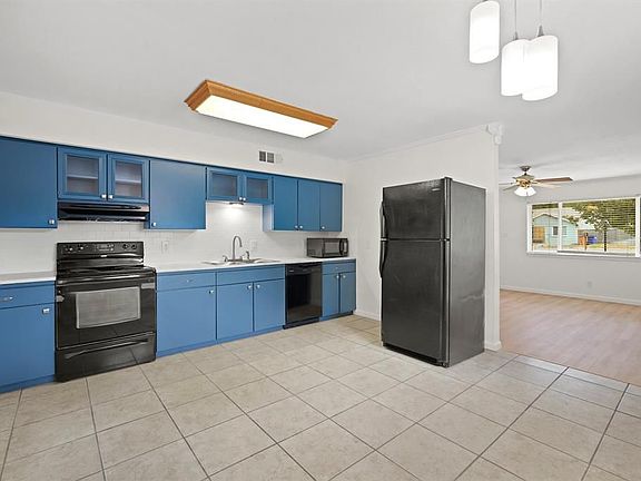 2nd image of 6702 Boleynwood Dr