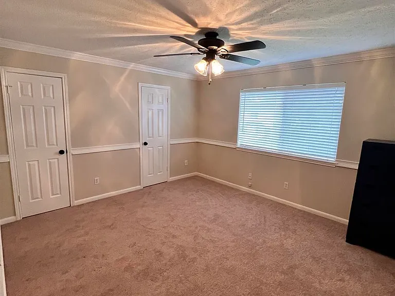 2104 Bay Hill Dr — Photo 29