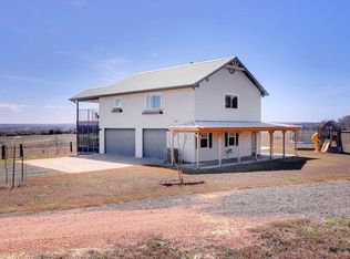 962 Arlitt Rd, Fredericksburg, TX 78624