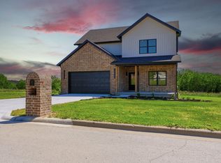 360 S Idlewood Way, Bolivar, MO 65613