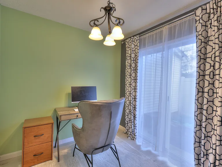 589 Bradburn Village Cir — Photo 17