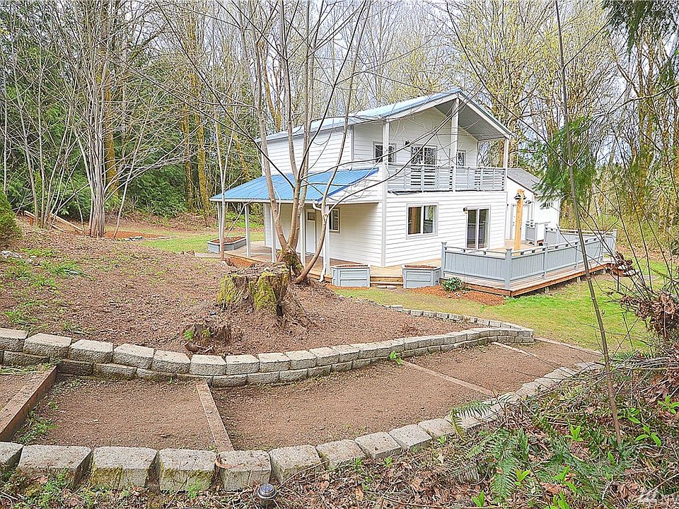 1st image of 12510 Aqua Ln SE
