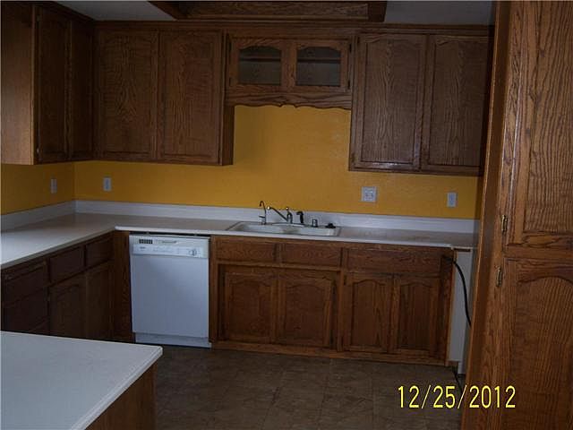 2nd image of 504 E Terrace Dr