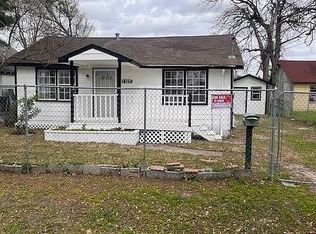 7107 Brownwood St, Houston, TX 77020