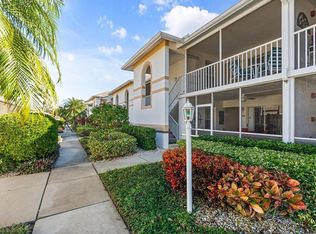 6908 Drewrys Blf APT 711, Bradenton, FL 34203
